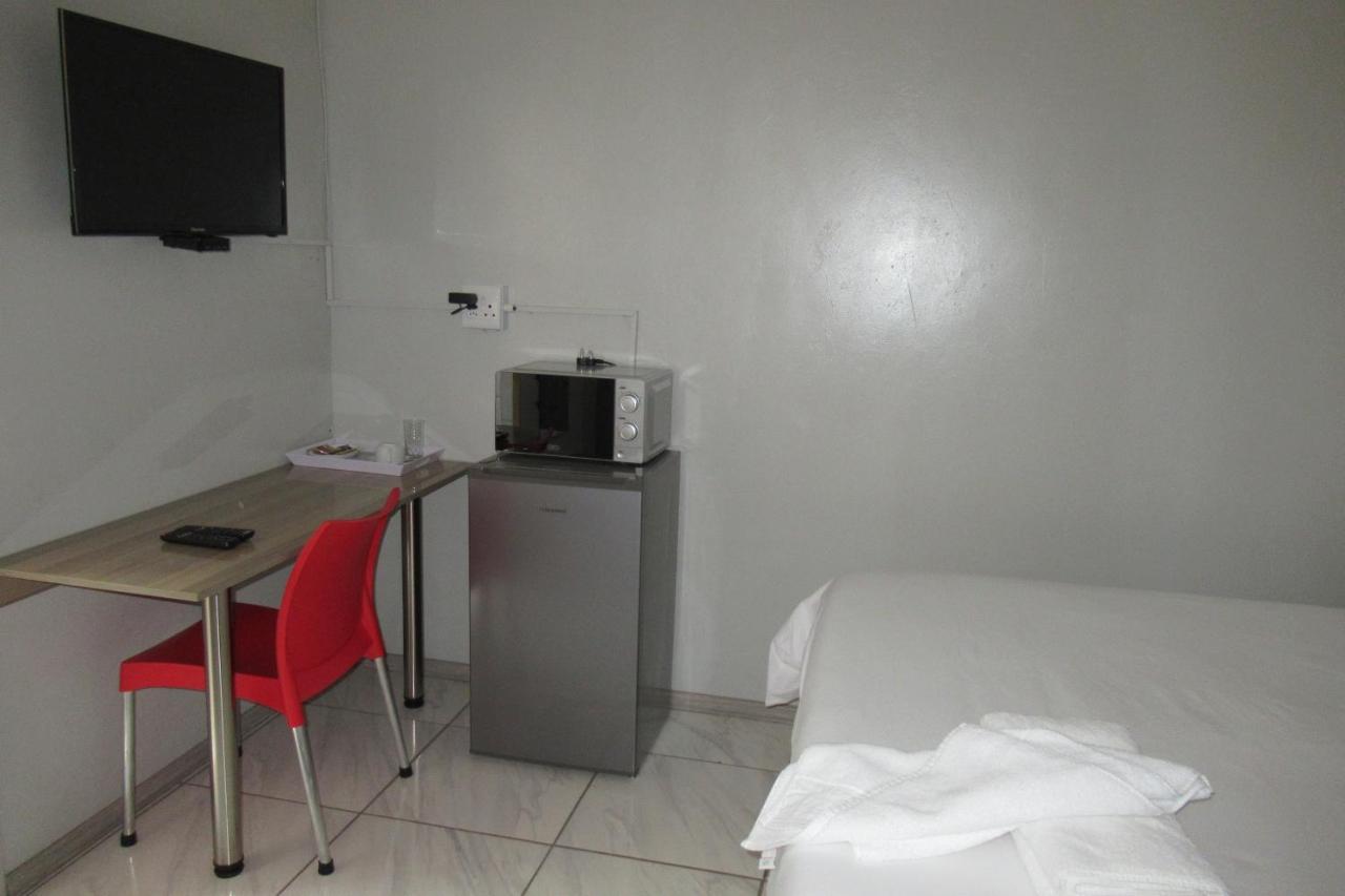 Pab-Love Guest House Kuruman Exterior foto